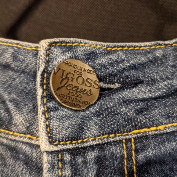 Vintage Vigoss Women's Jeans - Dark Blue, Distressed Flared - Y2K - Picture 2 of 6